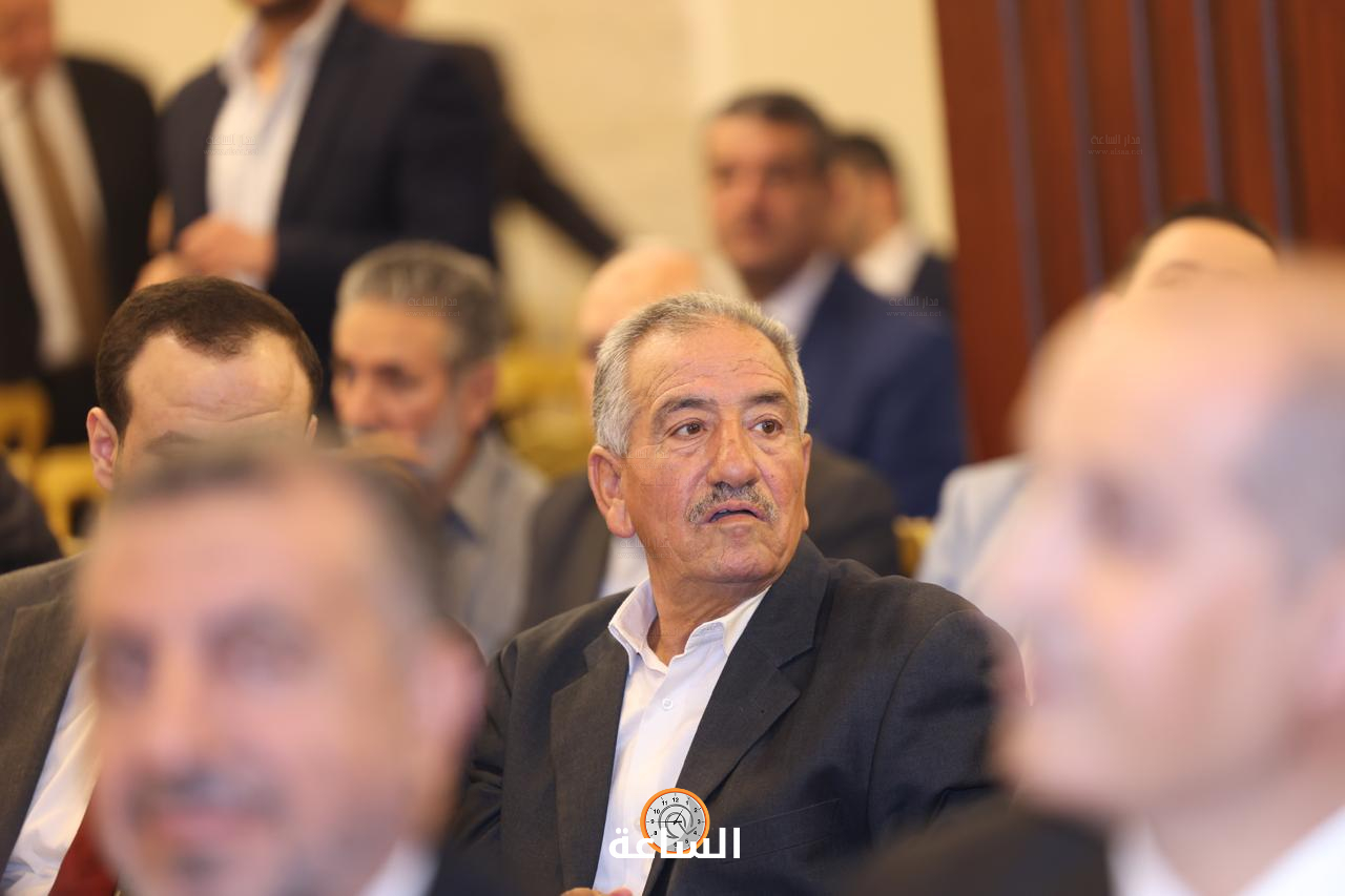 Madar Al-Saa Images 0.8964277918424209