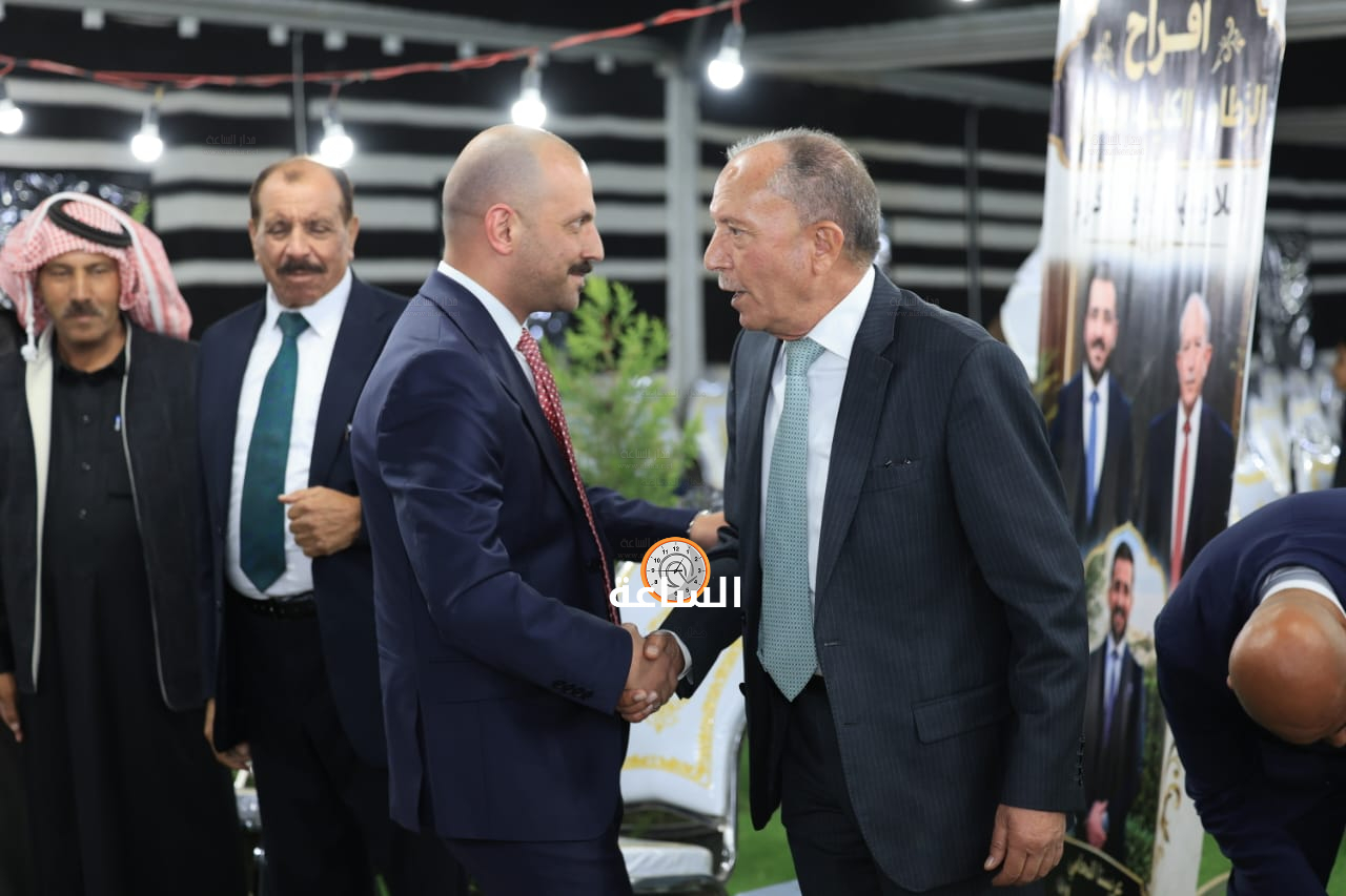 Madar Al-Saa Images 0.458318343645287