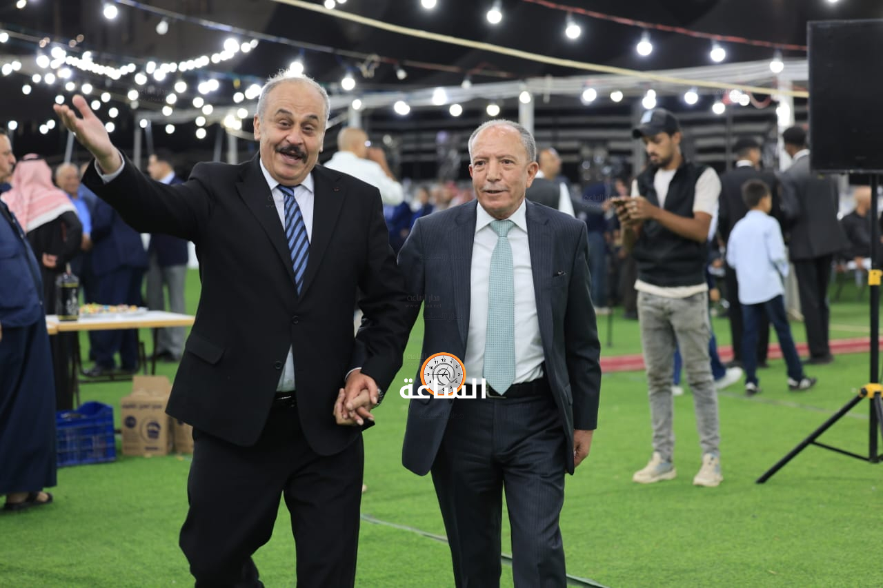 Madar Al-Saa Images 0.40164529165859875