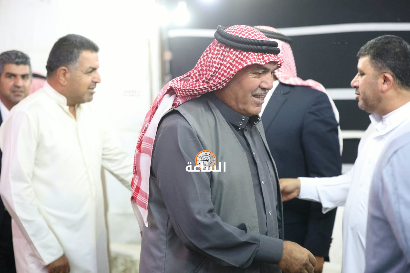 Madar Al-Saa Images 0.14756396972417085