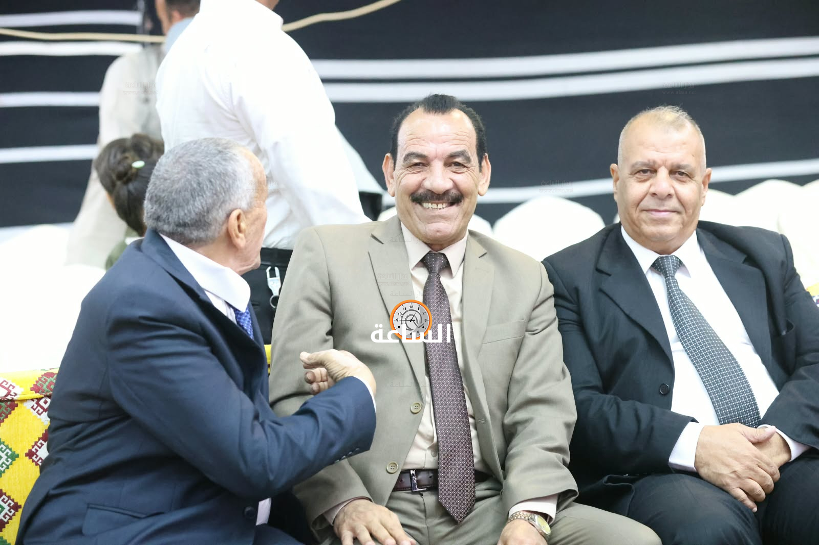 Madar Al-Saa Images 0.15739760098404343