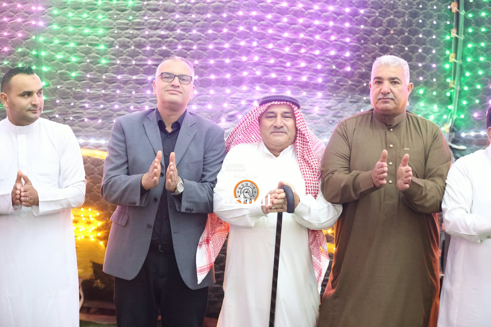 Madar Al-Saa Images 0.4987855326251087
