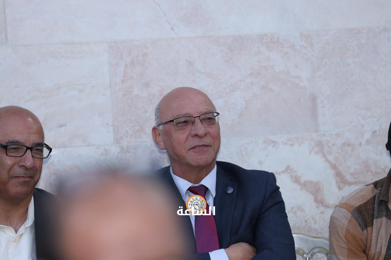 Madar Al-Saa Images 0.6429581078044353