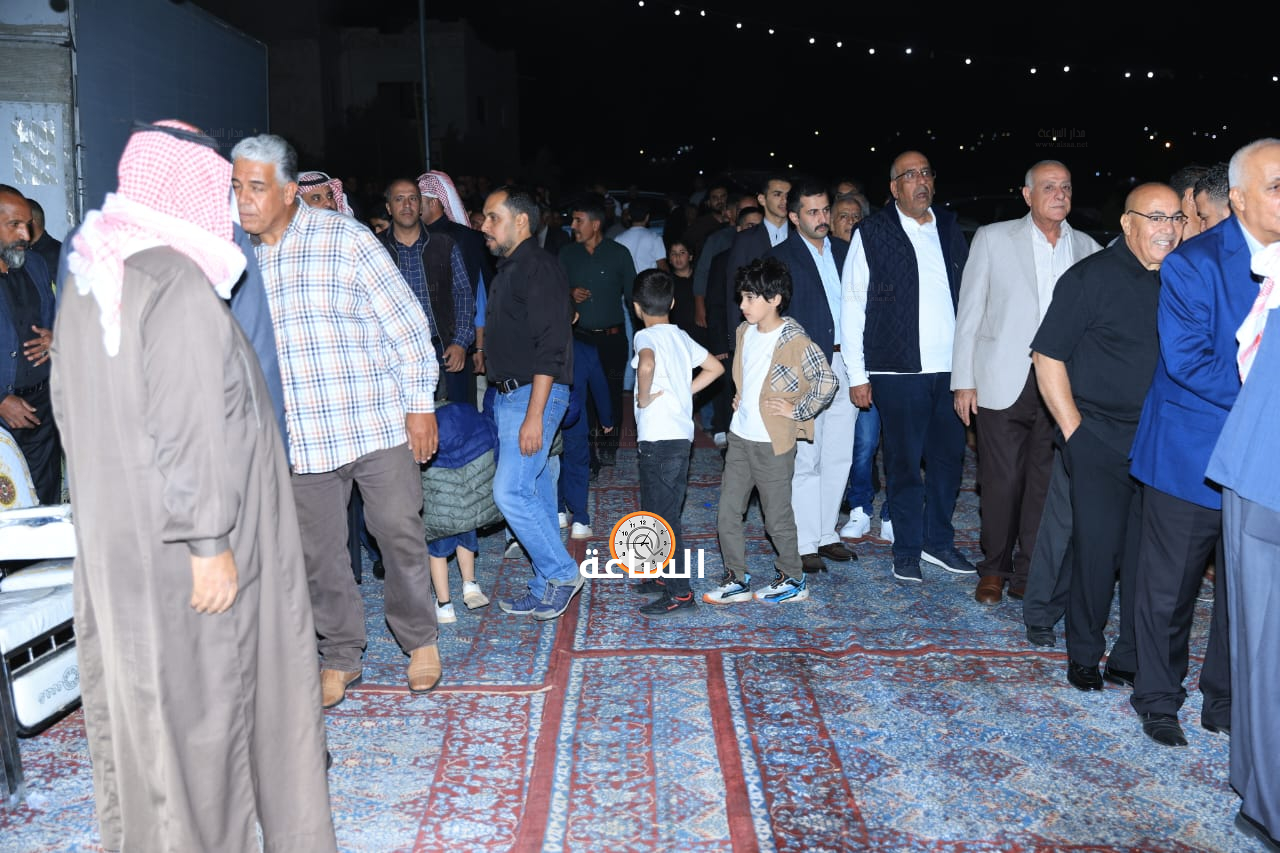 Madar Al-Saa Images 0.14215318859129655