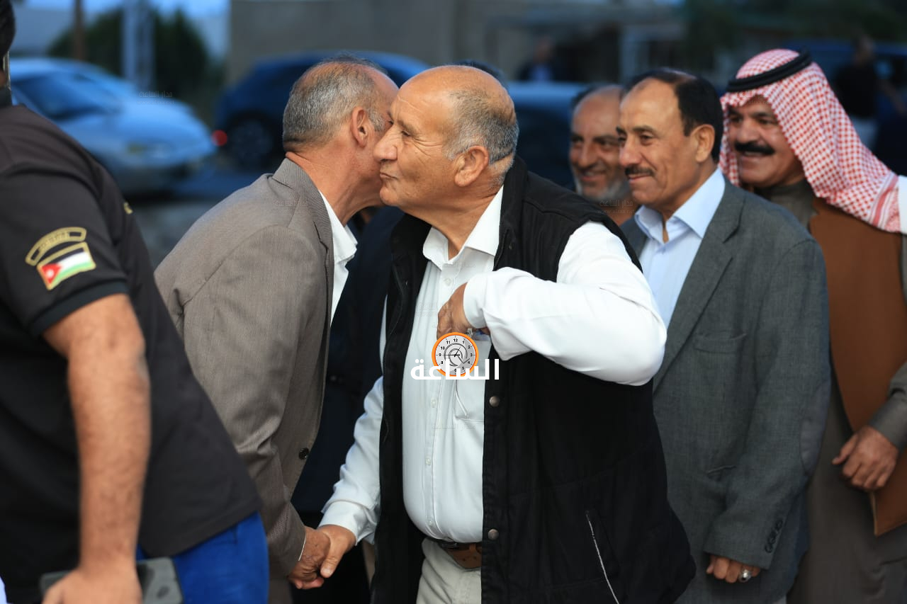 Madar Al-Saa Images 0.2853947984515077