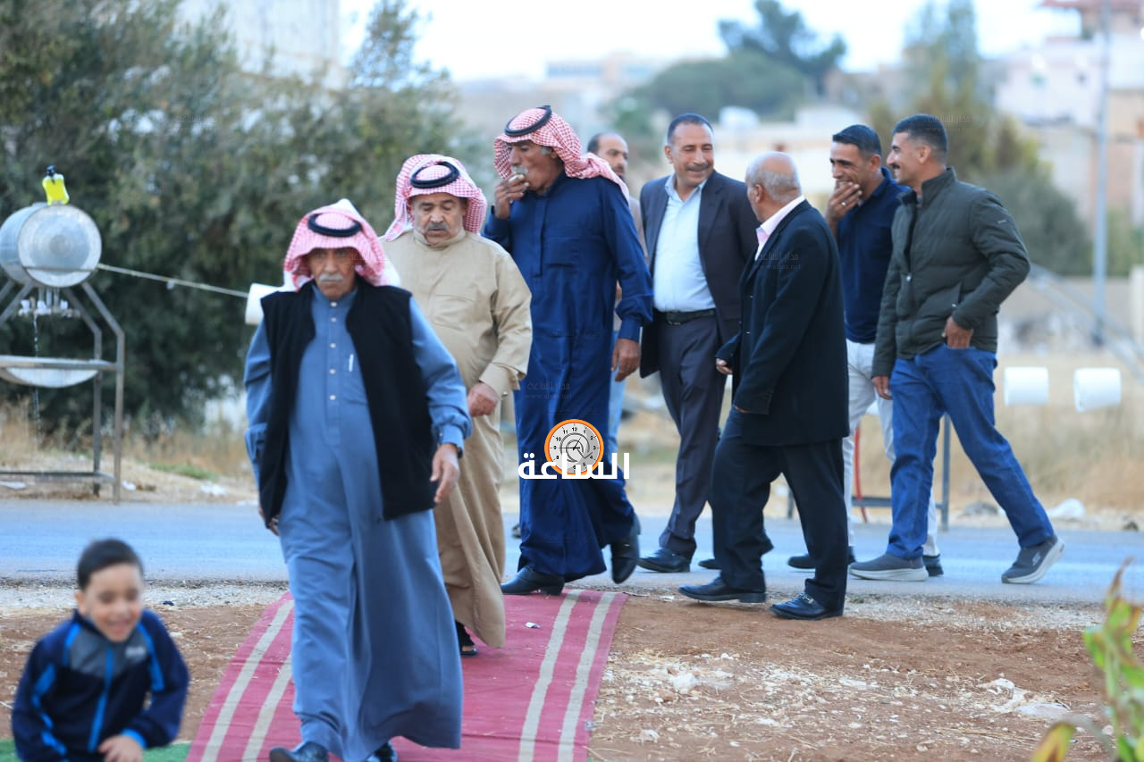 Madar Al-Saa Images 0.11472988863475031