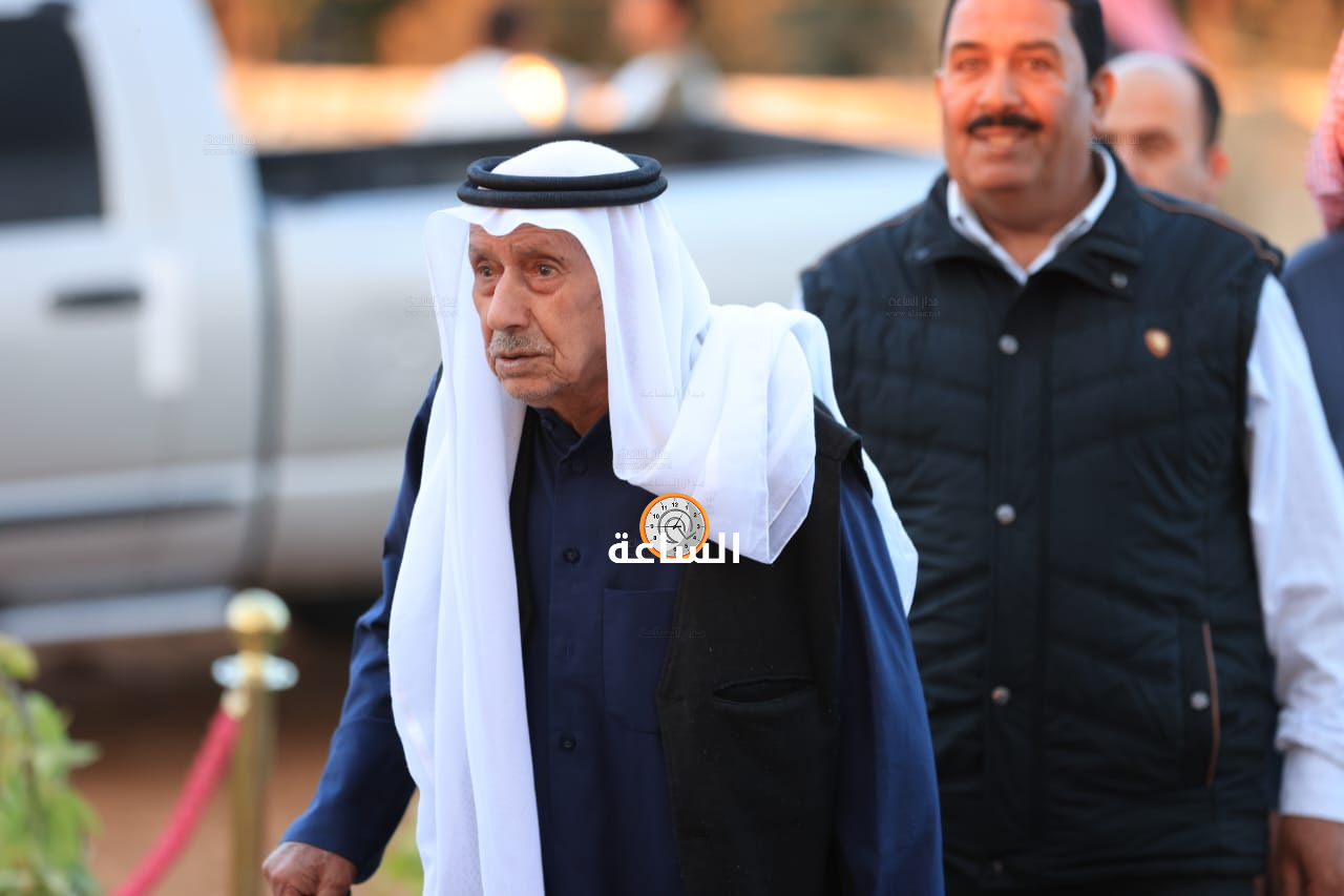 Madar Al-Saa Images 0.15207196860629235