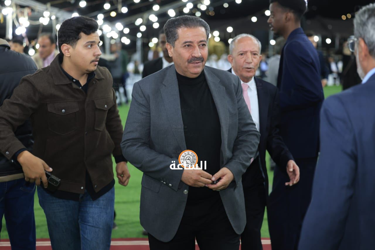 Madar Al-Saa Images 0.19328046009166322
