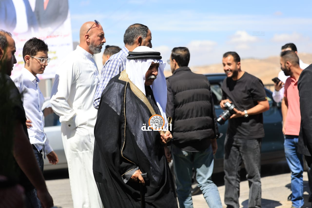 Madar Al-Saa Images 0.2796243206199591