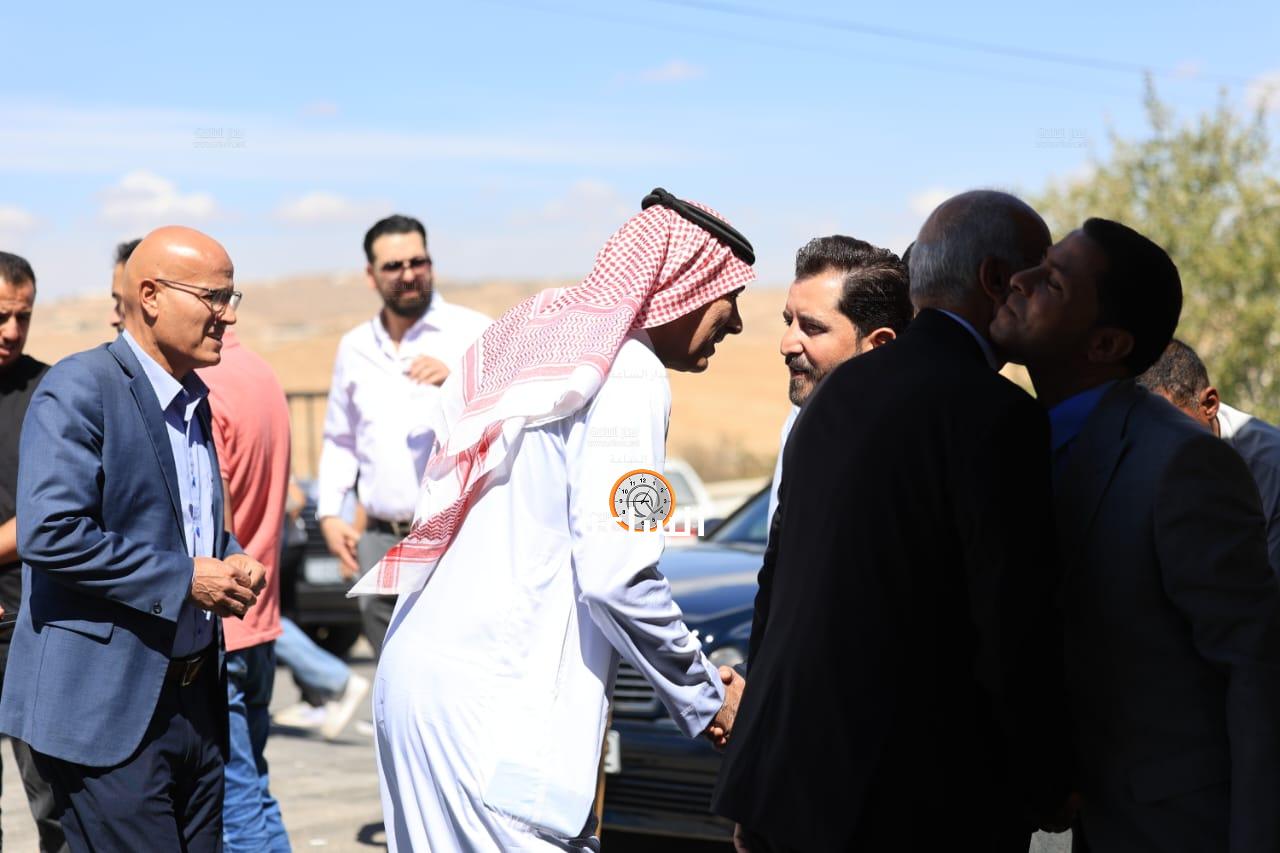 Madar Al-Saa Images 0.7476242728153794