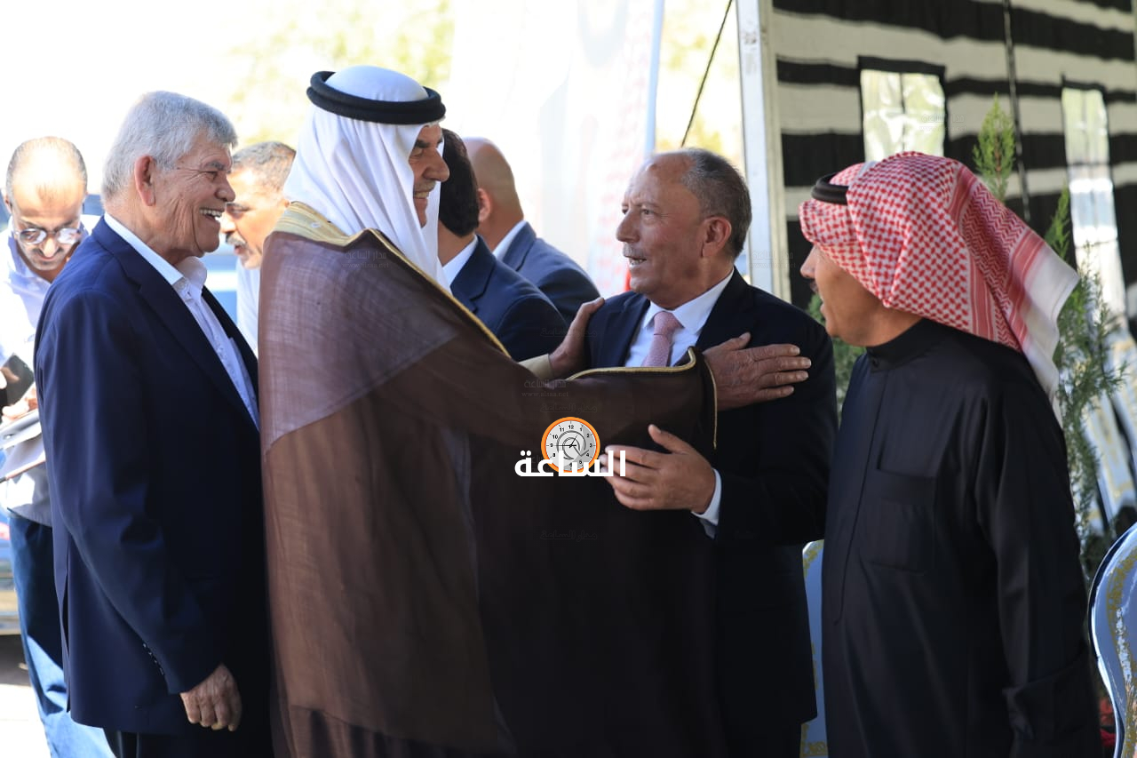 Madar Al-Saa Images 0.17906556816226904