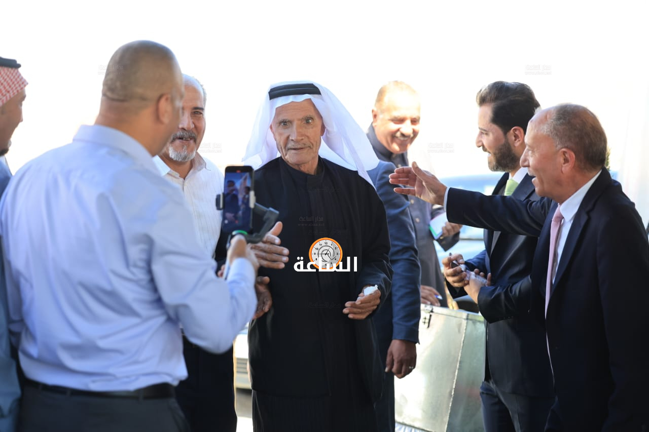 Madar Al-Saa Images 0.46166412252017974