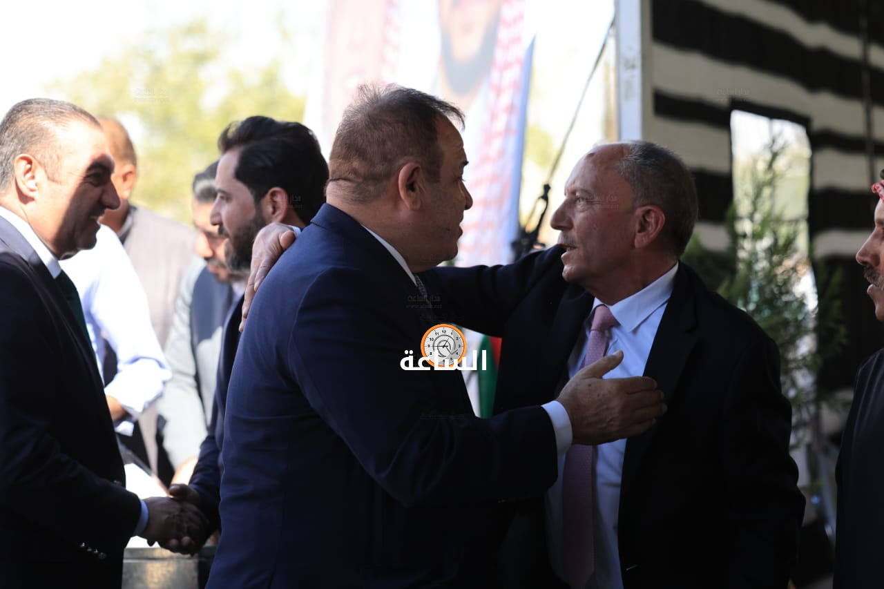 Madar Al-Saa Images 0.1494476823262917
