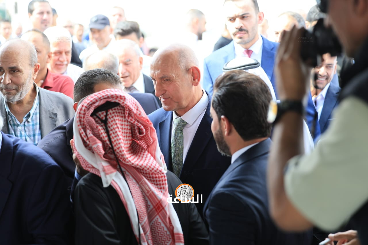 Madar Al-Saa Images 0.13084997282508826
