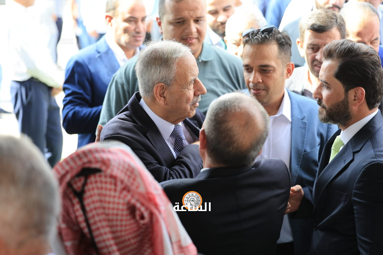 Madar Al-Saa Images 0.35484416445432543