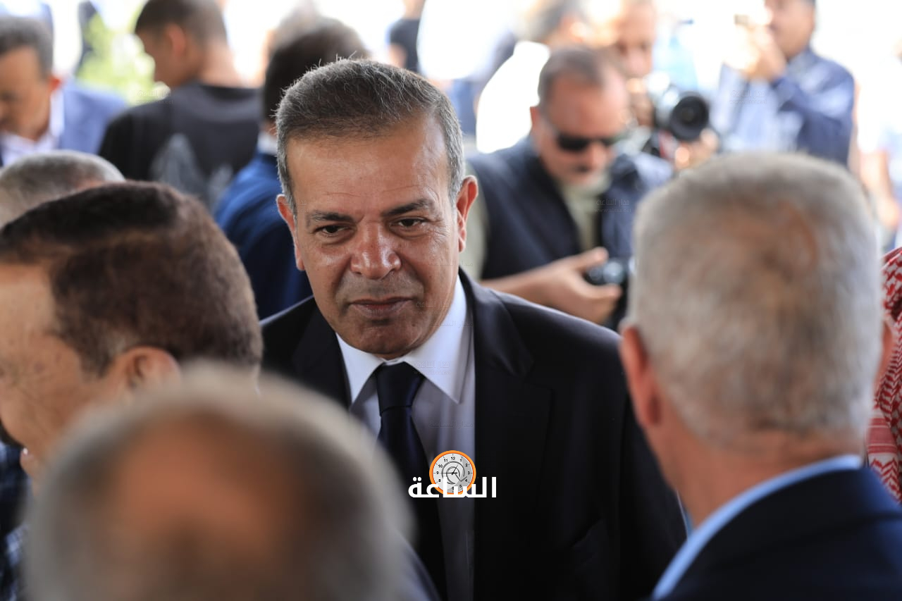 Madar Al-Saa Images 0.9819318839409894