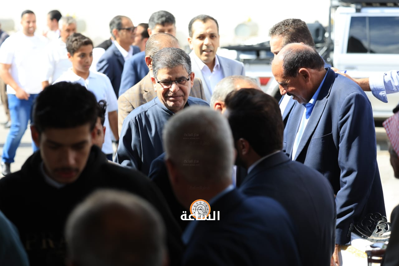 Madar Al-Saa Images 0.18530332635394542