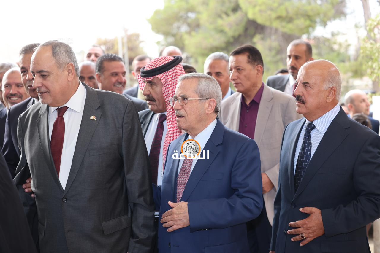 Madar Al-Saa Images 0.5660542744041139