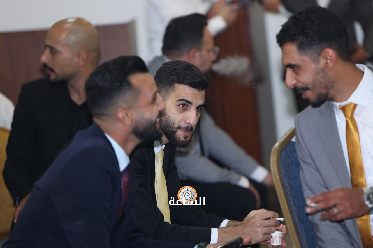Madar Al-Saa Images 0.7670830085098218
