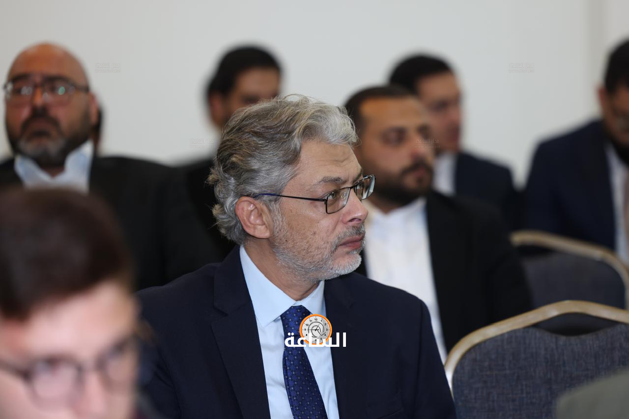 Madar Al-Saa Images 0.15266823570193633