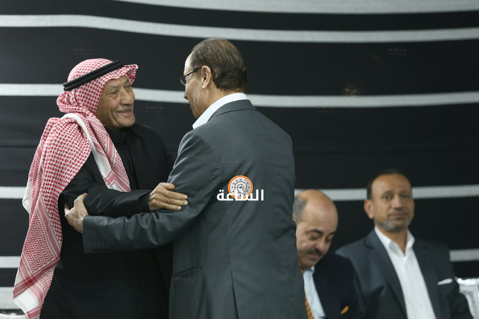 Madar Al-Saa Images 0.15996230747561413