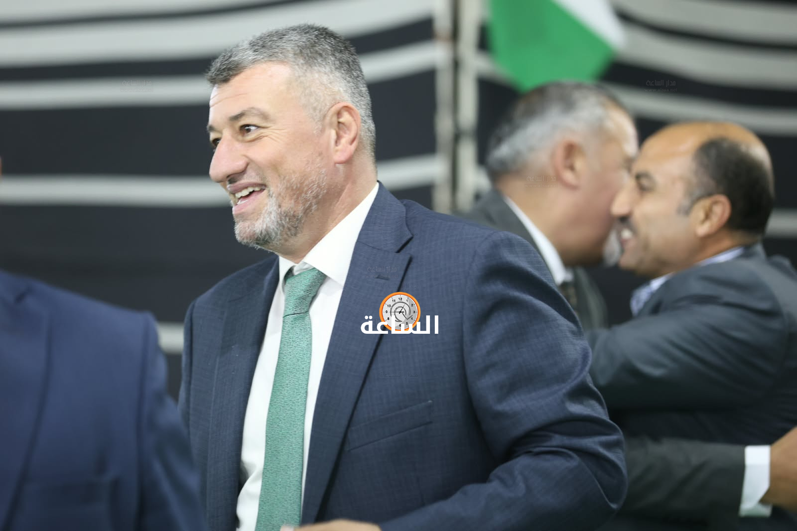 Madar Al-Saa Images 0.002710784209019712
