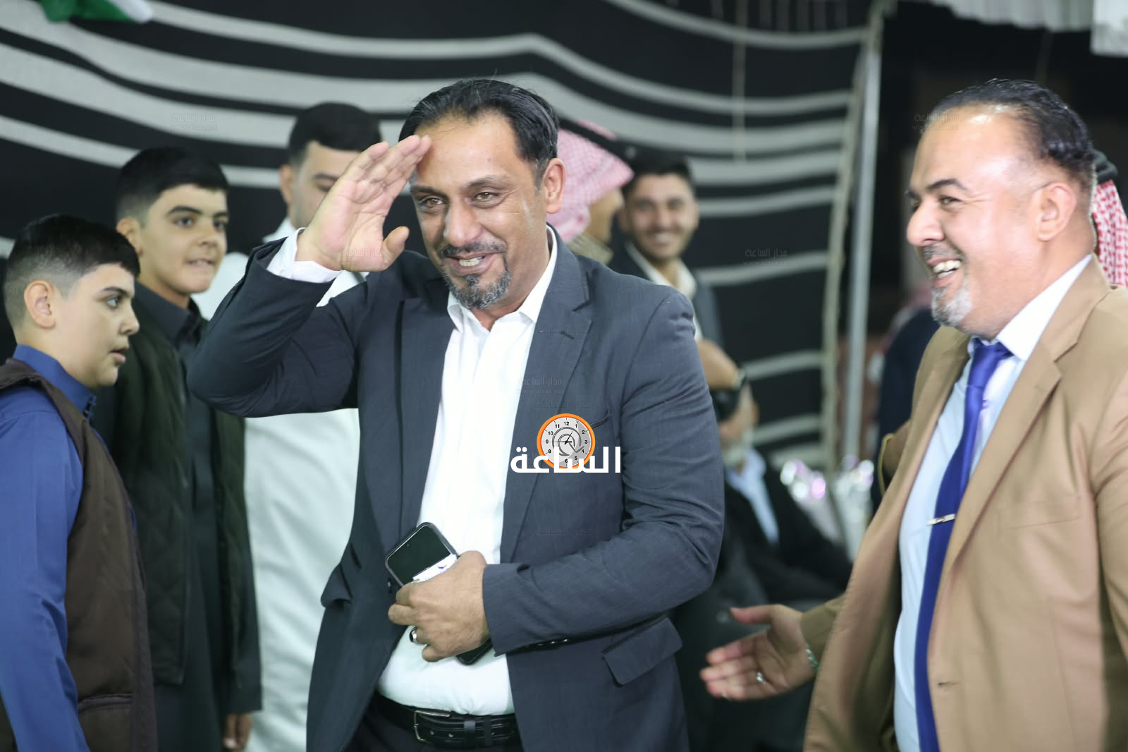 Madar Al-Saa Images 0.15733320537142637