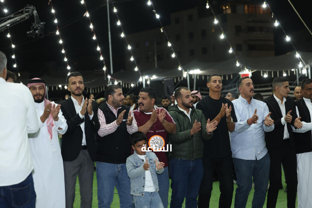Madar Al-Saa Images 0.3879148133059933