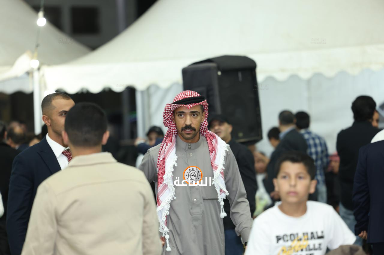 Madar Al-Saa Images 0.8907555603619525