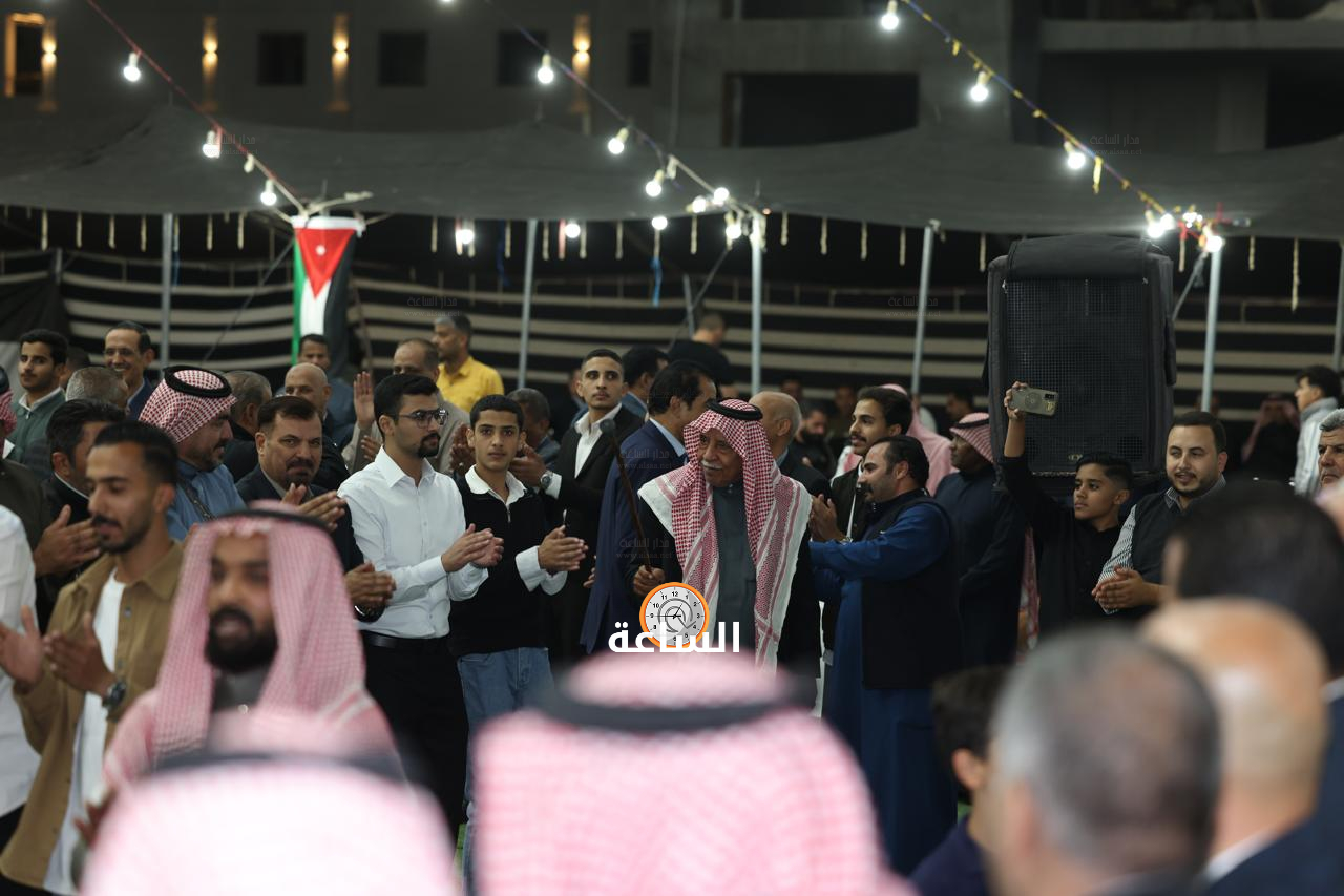 Madar Al-Saa Images 0.48085883144268515