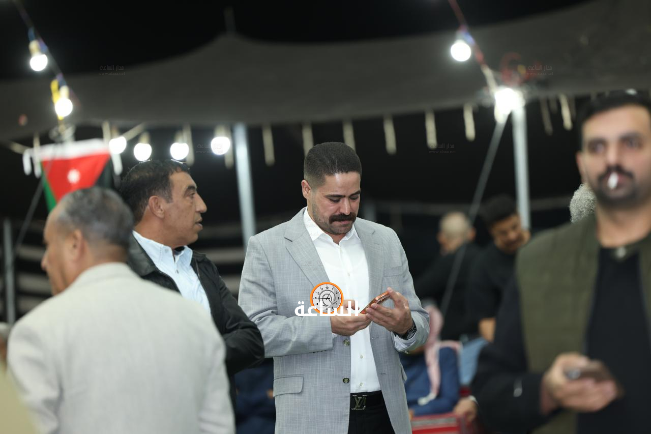 Madar Al-Saa Images 0.34687154054779