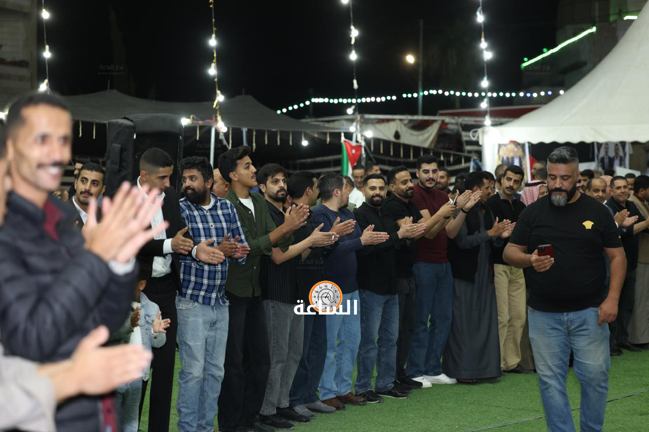 Madar Al-Saa Images 0.048594192385669976