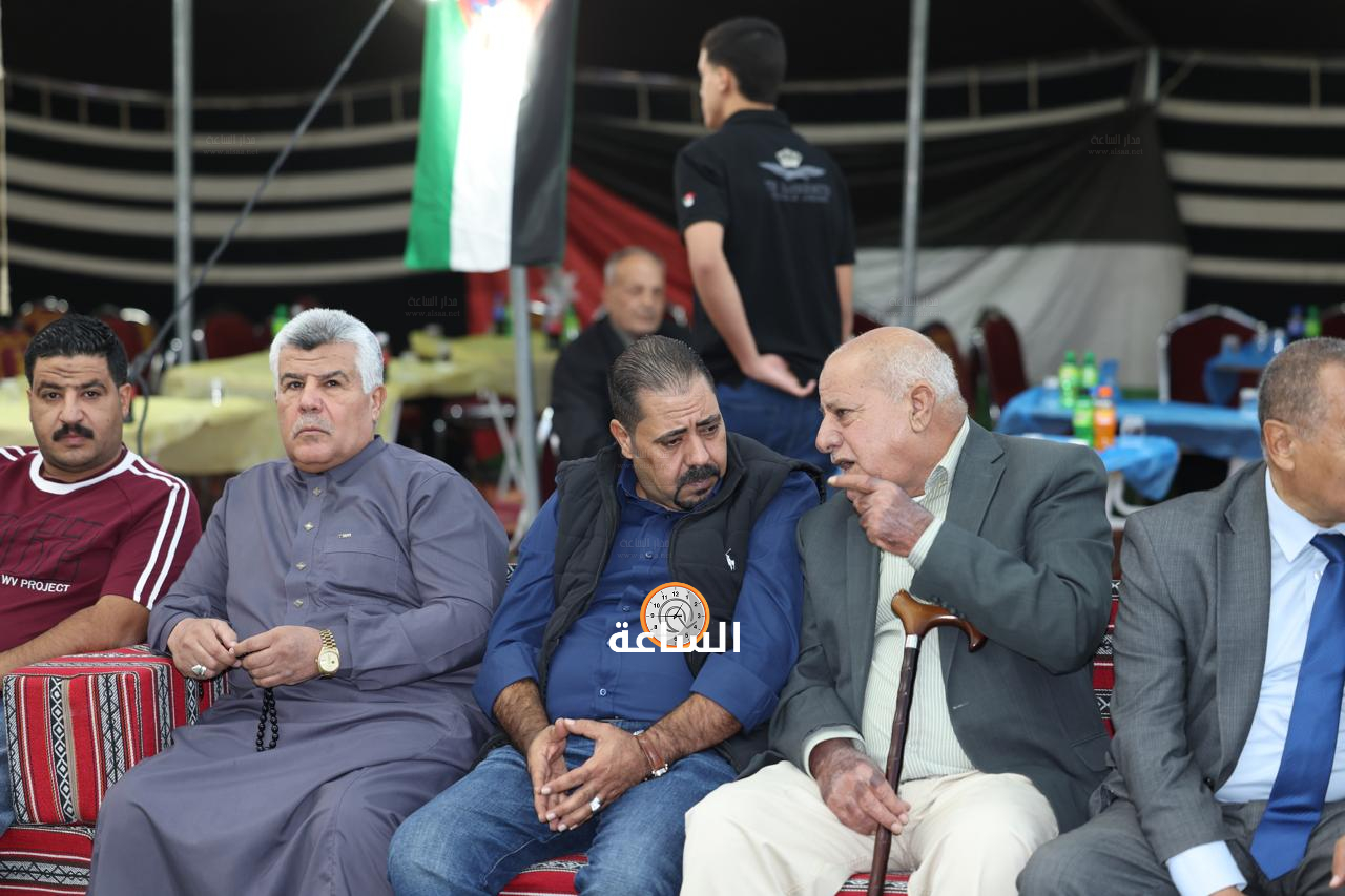 Madar Al-Saa Images 0.03953305823207165