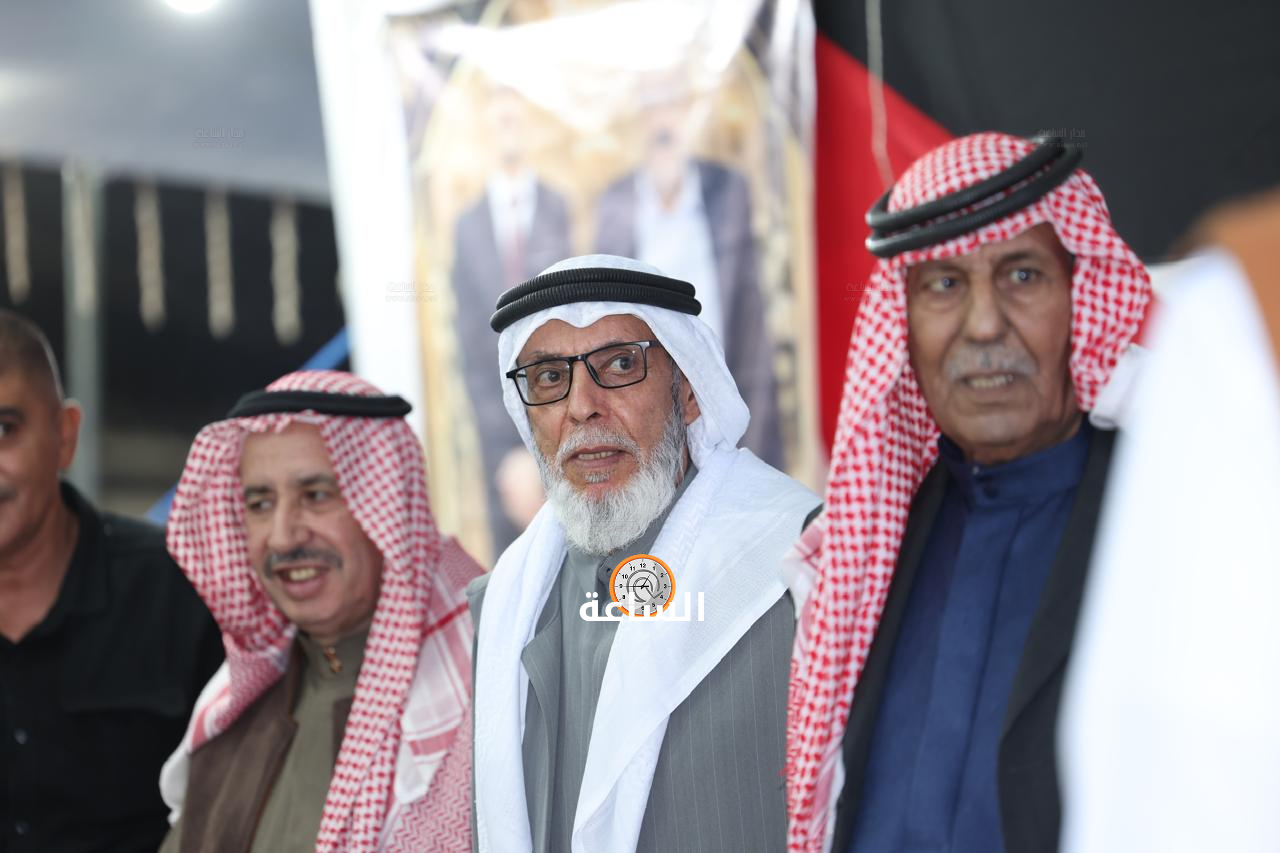 Madar Al-Saa Images 0.4303780208057144