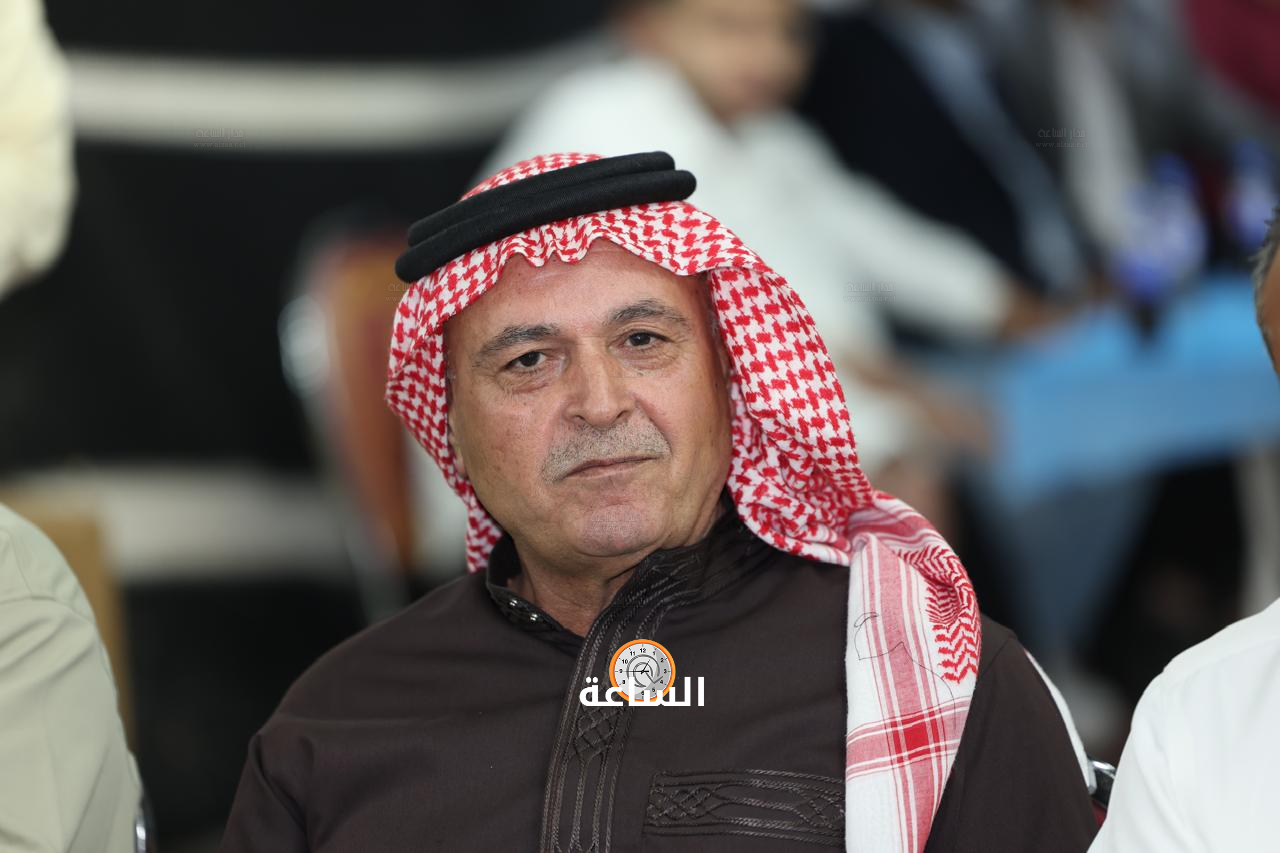 Madar Al-Saa Images 0.5612572666004739
