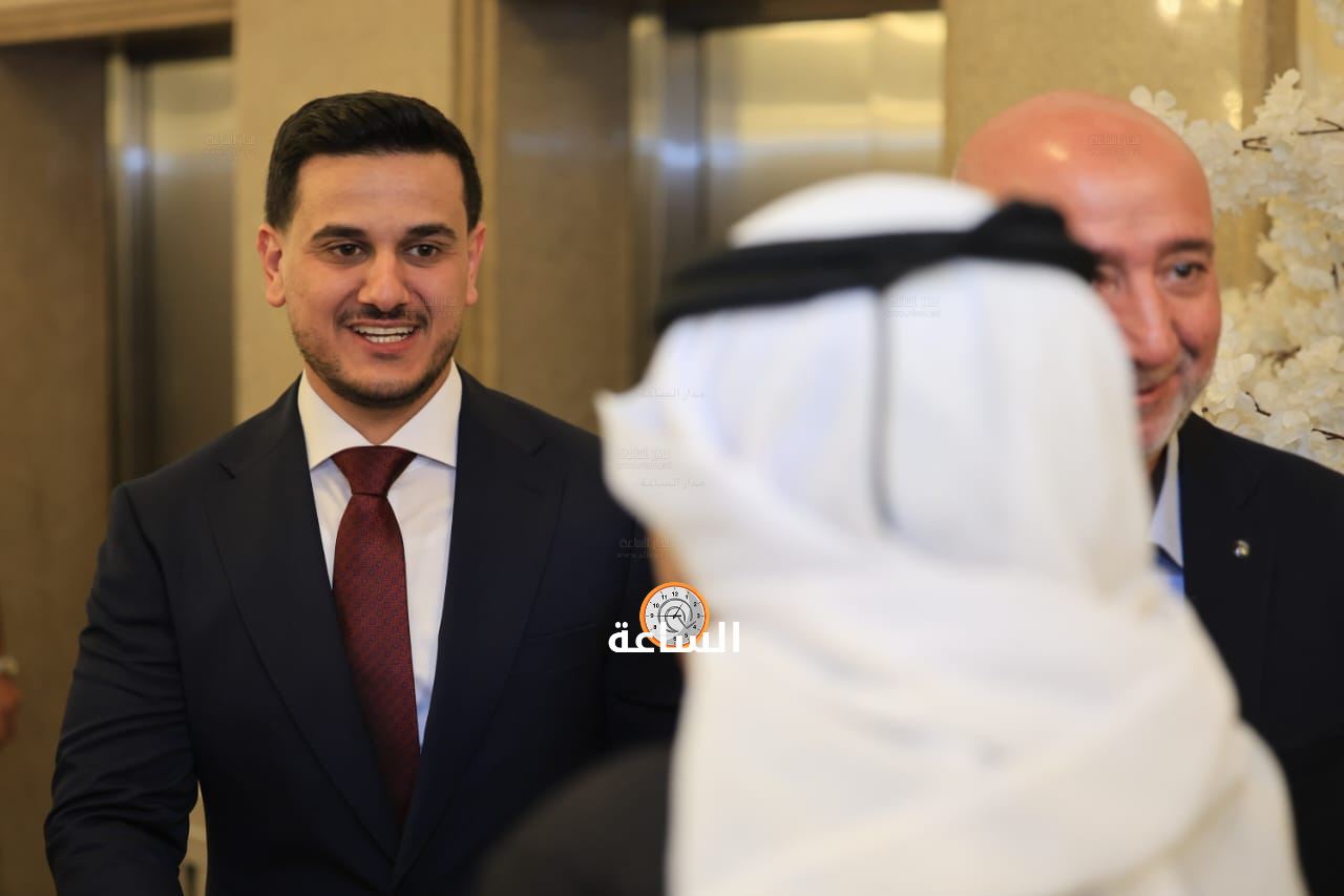 Madar Al-Saa Images 0.7192239220329754