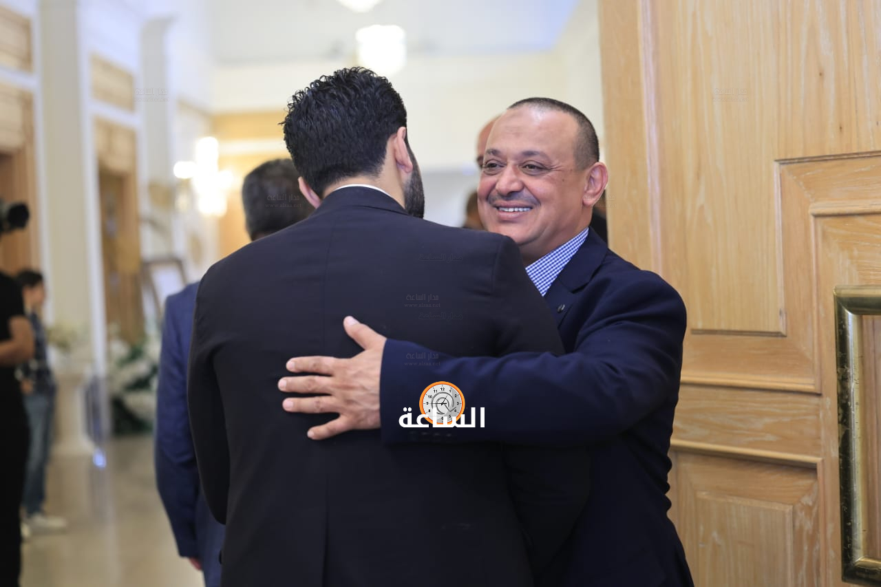 Madar Al-Saa Images 0.3151100937940112
