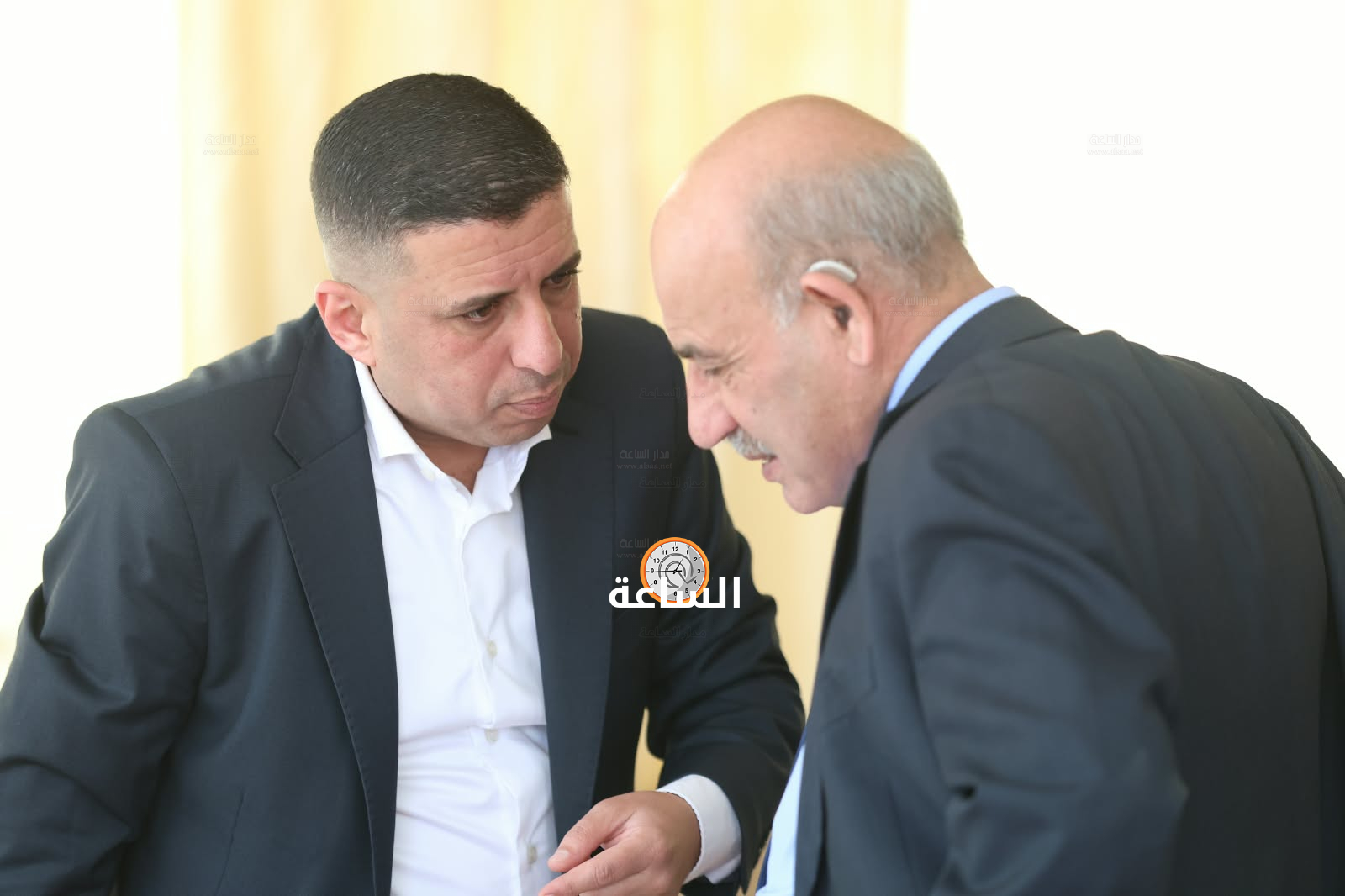 Madar Al-Saa Images 0.42599841021296503