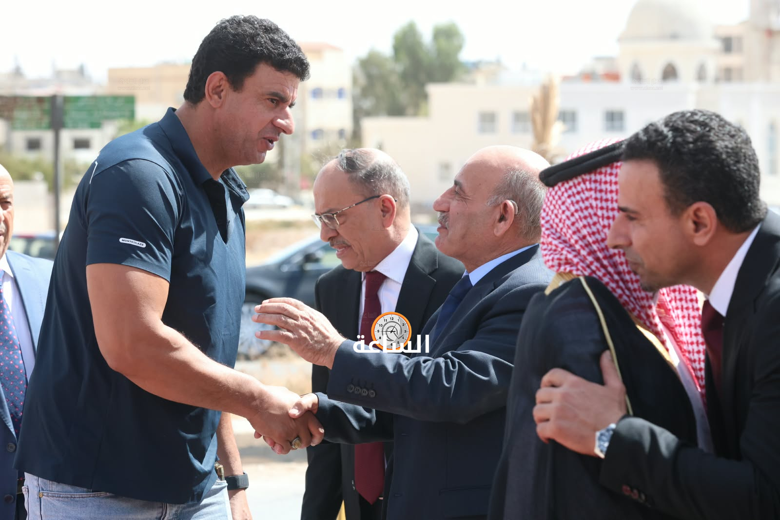 Madar Al-Saa Images 0.8785644642667256