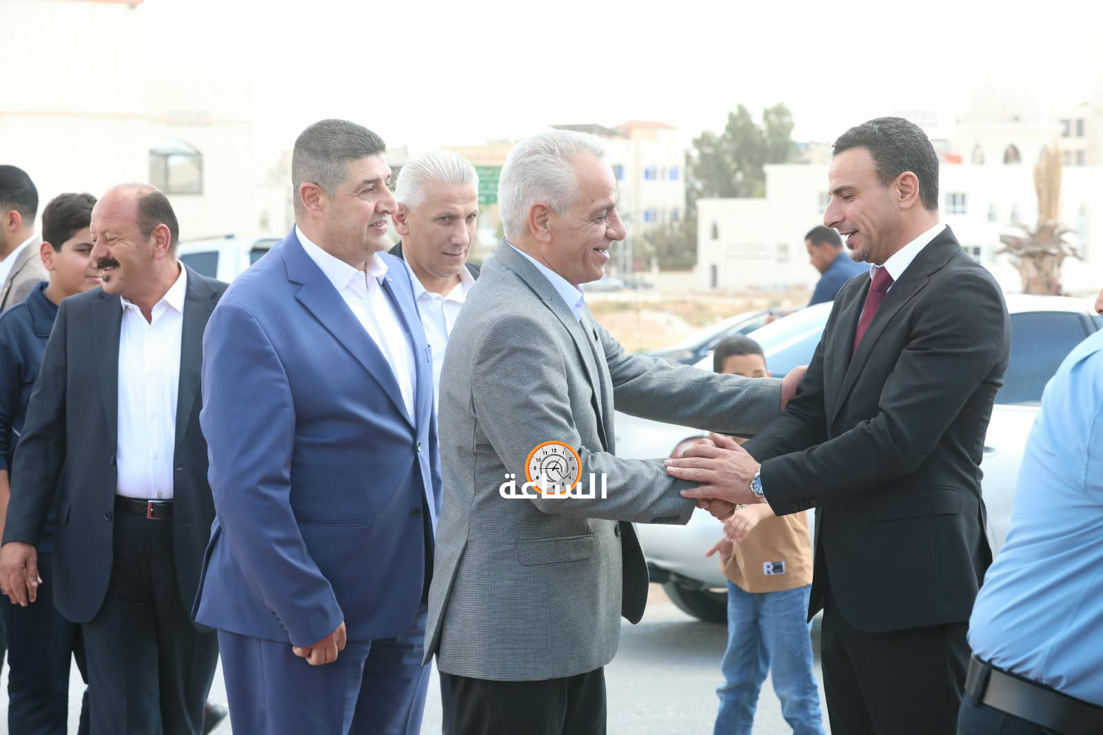Madar Al-Saa Images 0.03996549016854567