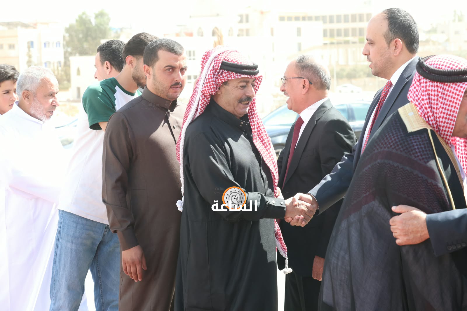 Madar Al-Saa Images 0.8239863139708251