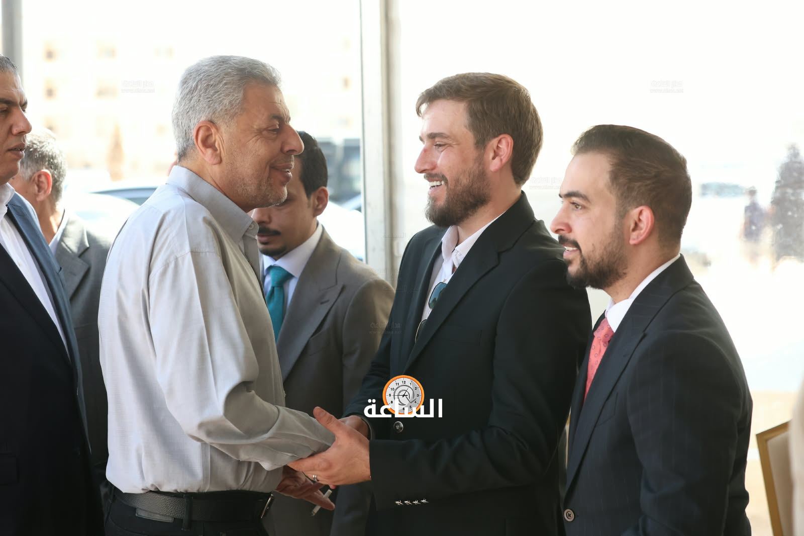 Madar Al-Saa Images 0.3222843818513196