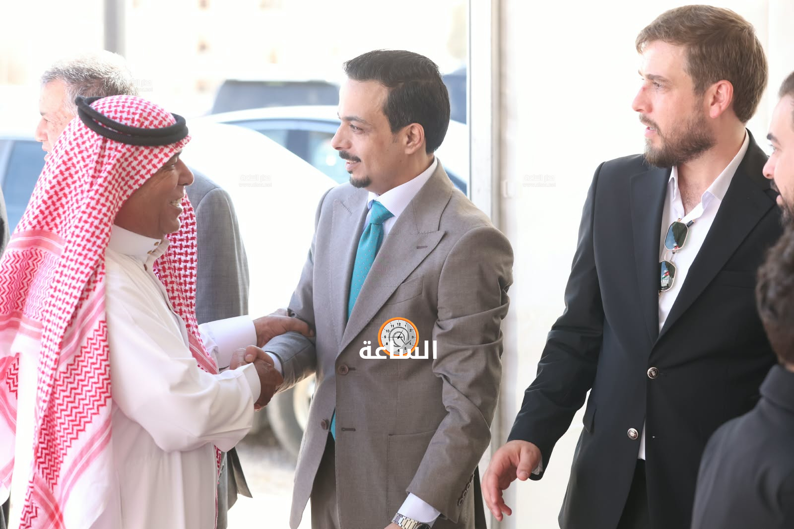 Madar Al-Saa Images 0.8634288384451125
