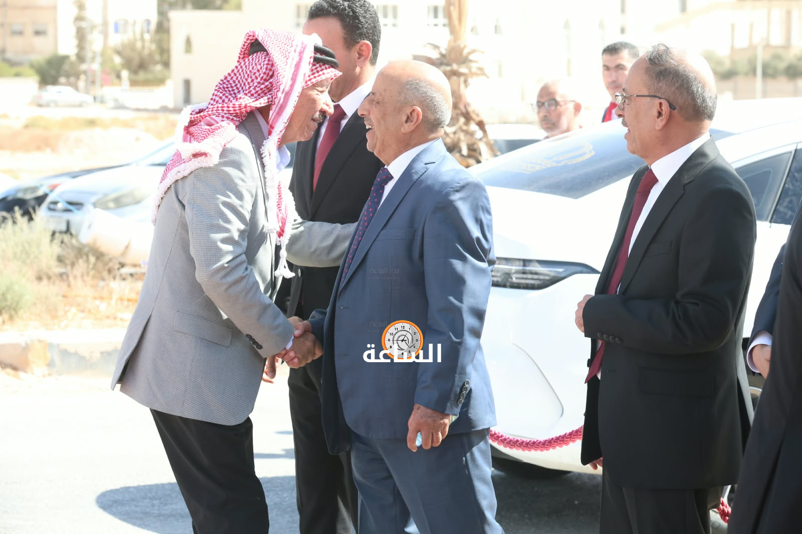 Madar Al-Saa Images 0.17389117216593575
