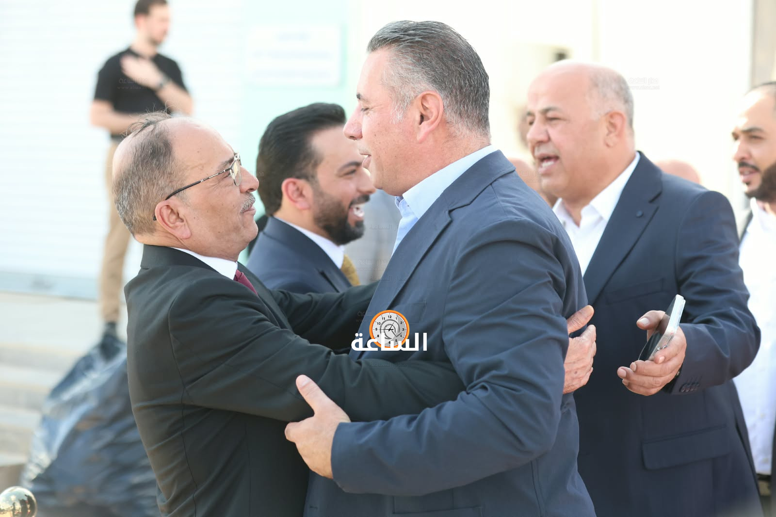 Madar Al-Saa Images 0.029569977108323542