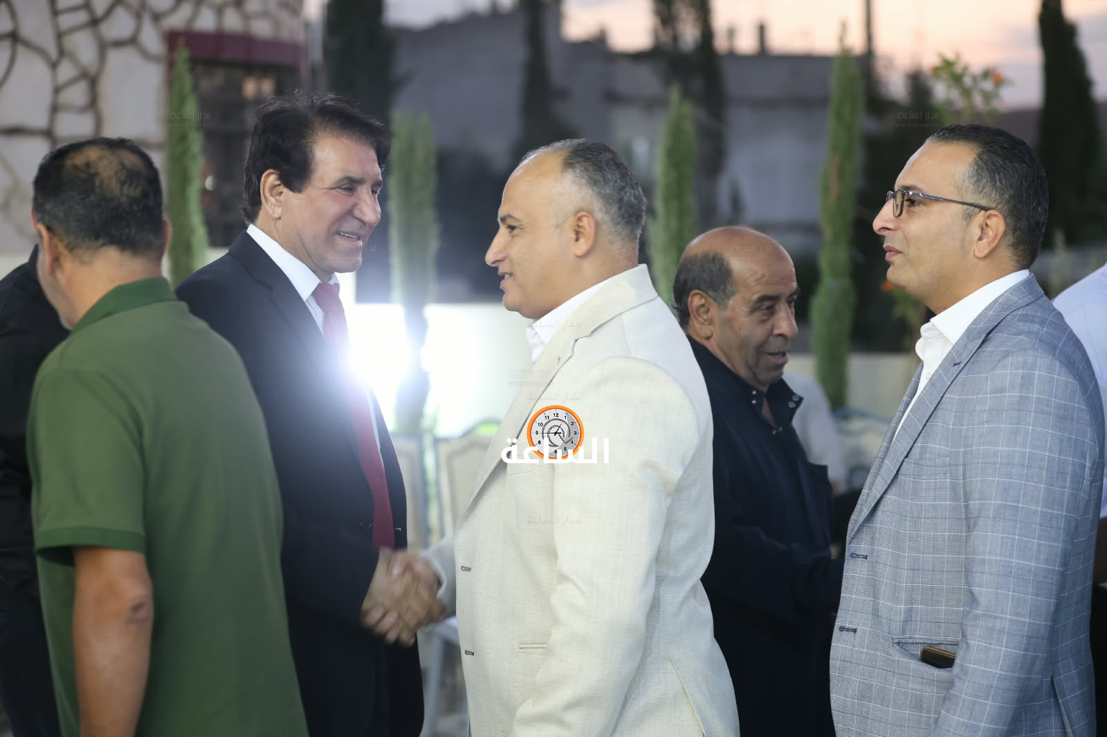 Madar Al-Saa Images 0.03303002079764039