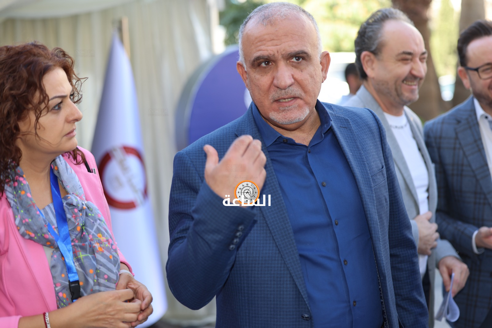Madar Al-Saa Images 0.43945294899992593
