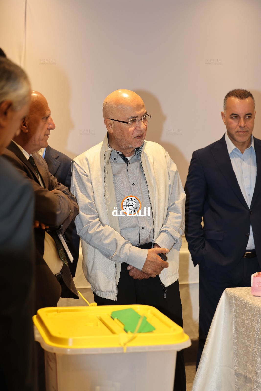 Madar Al-Saa Images 0.6332452187736393