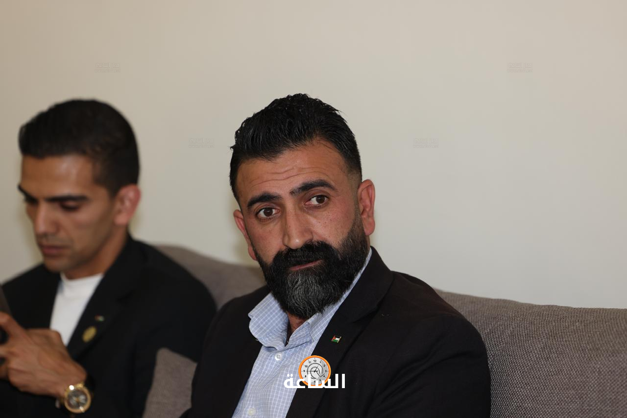 Madar Al-Saa Images 0.4495937413450618