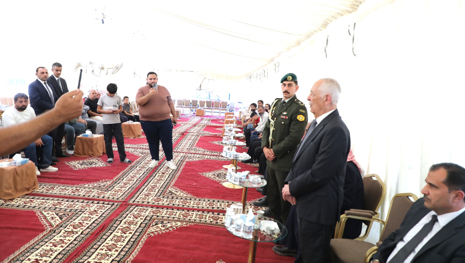Madar Al-Saa Images 0.4176626823830707